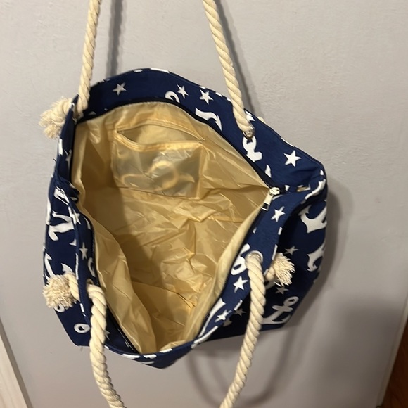 Large Beach Bag - Picture 13 of 15